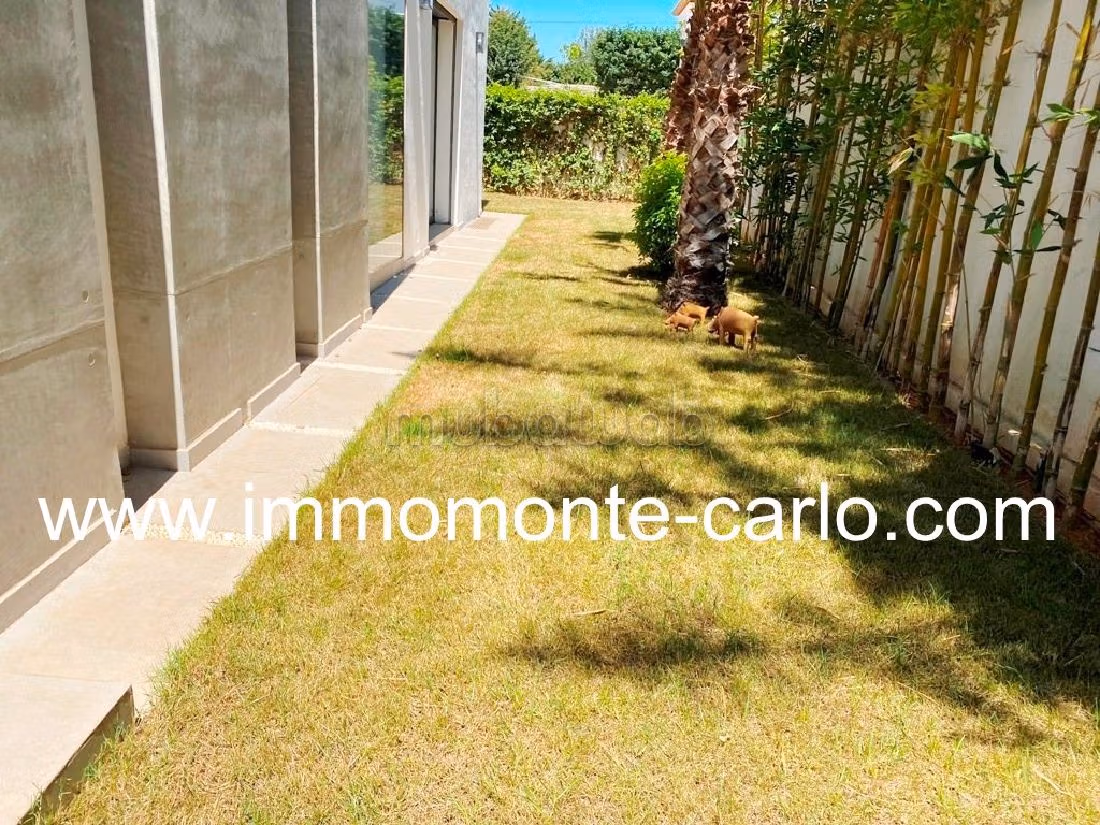 كراء فيلا فاخرة بالسويسي. 8 قطع كبيرة. مسبح ، مكيف هواء.