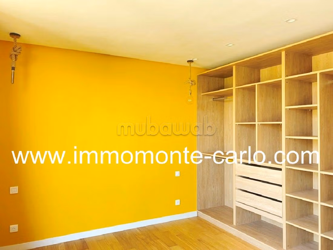 كراء فيلا فاخرة بالسويسي. 8 قطع كبيرة. مسبح ، مكيف هواء.