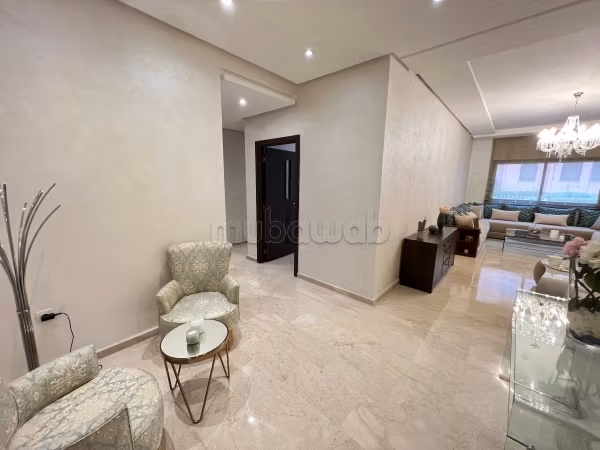Sell apartment in Guéliz. Total area 48 m². Caretaker service available, air conditioning