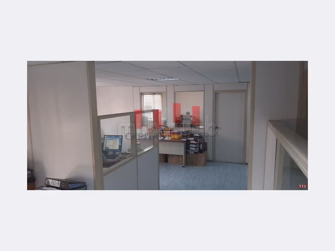 Immeuble a usage professionnel en plein bld massira de 2235 m2 de surface a la vente