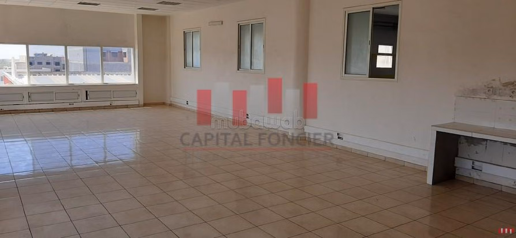 Usine industrielle de 2500 m2 de surface utile a la location a bouskoura oulad saleh