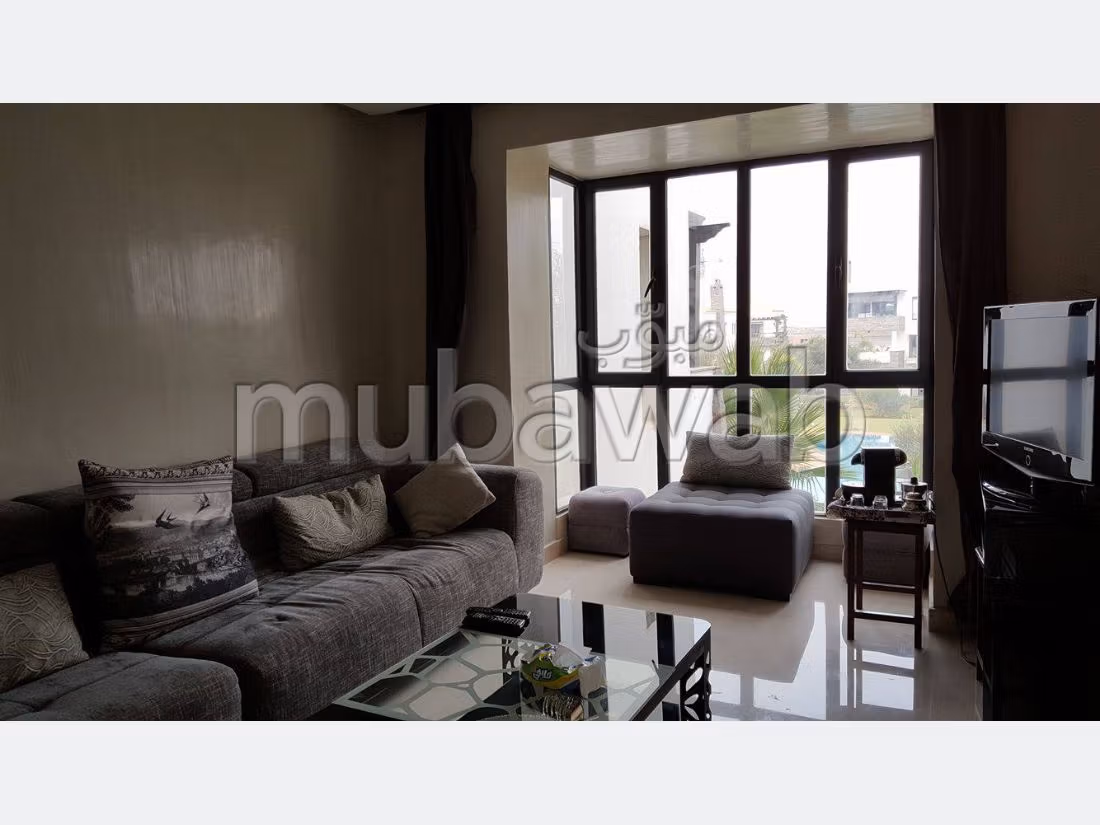 Piso en venta. 5 Salas. Jardín privado, sin ascensor. 