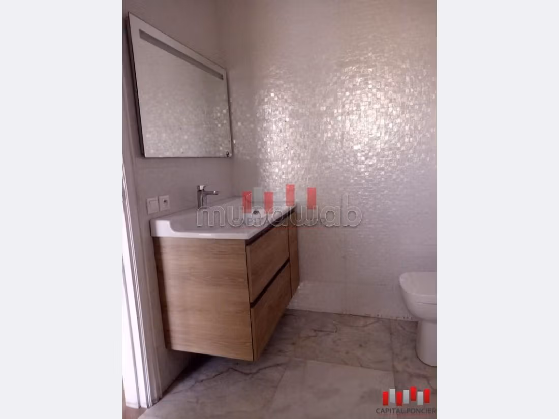 Coup de fusil, Villa moderne a dar bouazza de 220 m2 résidence sécurisée a la vente