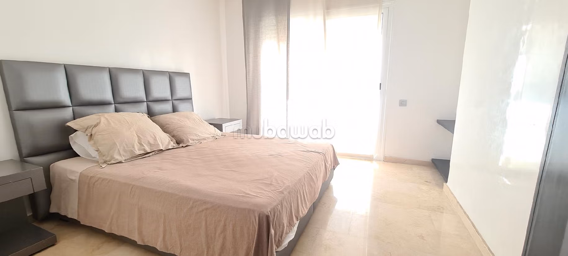 شقة للإيجار براسين. المساحة 160 م². مفروشة