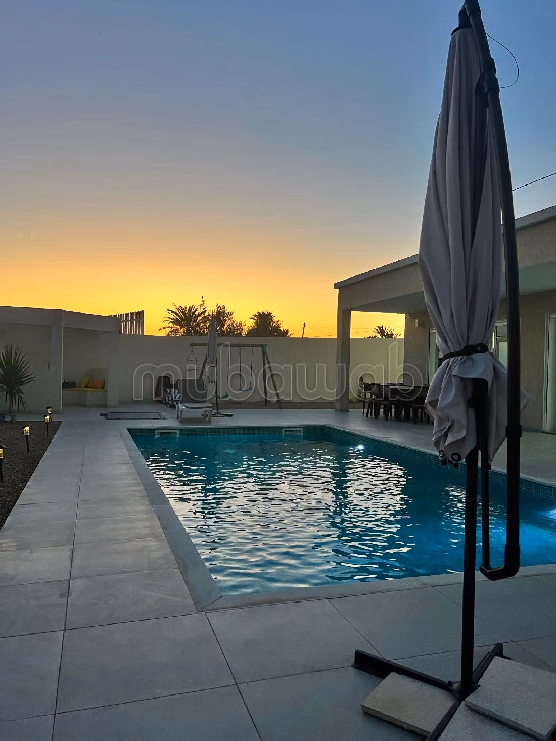 فيلا ممتازة للبيع ب جربة. المساحة الكلية 159 م². مفروشة. 