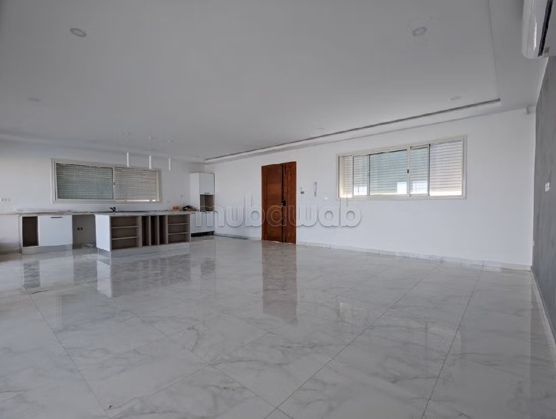 فيلا ممتازة للبيع ب جربة. المساحة الكلية 159 م². مفروشة. 