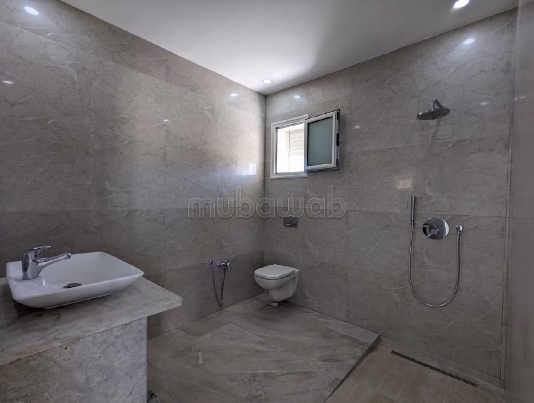 فيلا ممتازة للبيع ب جربة. المساحة الكلية 159 م². مفروشة. 