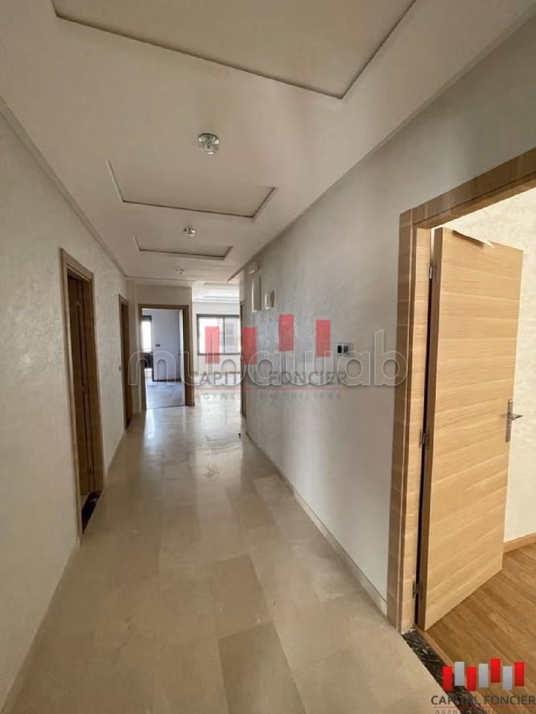 Appartement de 120 m²en vente avec terrasse / californie