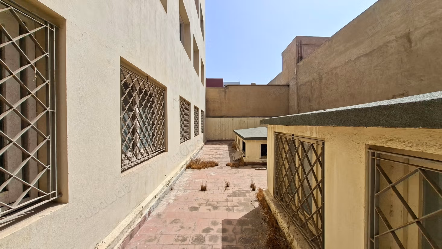Usine/bureaux 2900 m² 
Chefchaouni/Mauritania