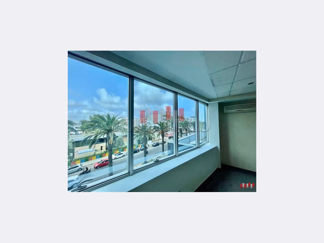 Offices for rent. Area 123 m². 