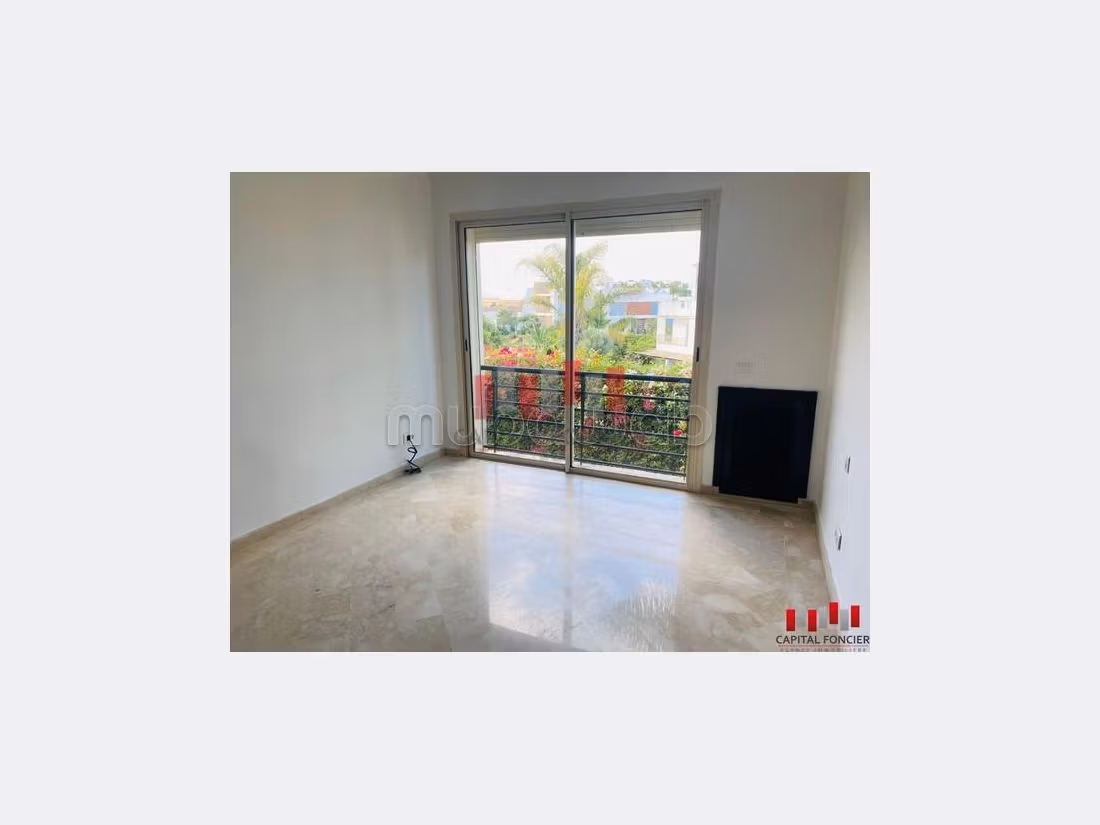 Villa ain diab au calme beau jardin