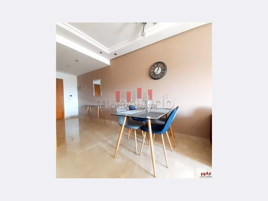 Affitta il tuo appartamento. 1 bella camera da letto. Forno. 