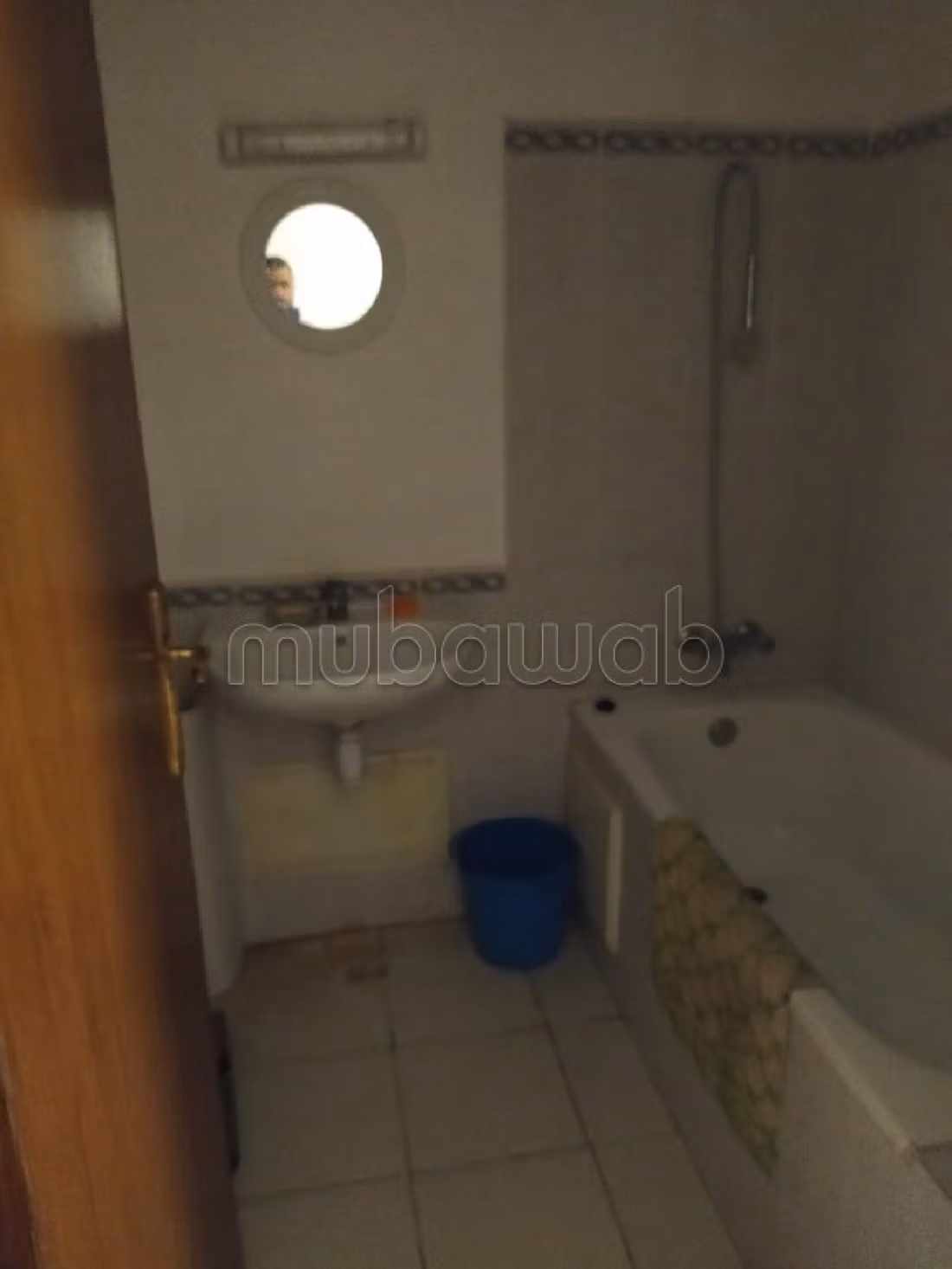 Koopappartementen. 3 Kamers. Volledig gemeubileerd