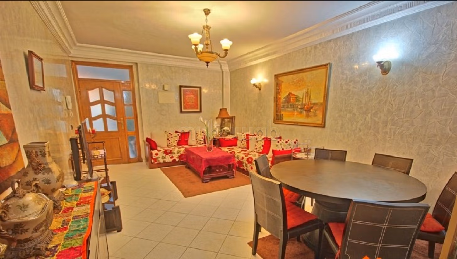 Sale of a lovely apartment in Gauthier. 3 Dormitory. caretaker and air conditioning. 