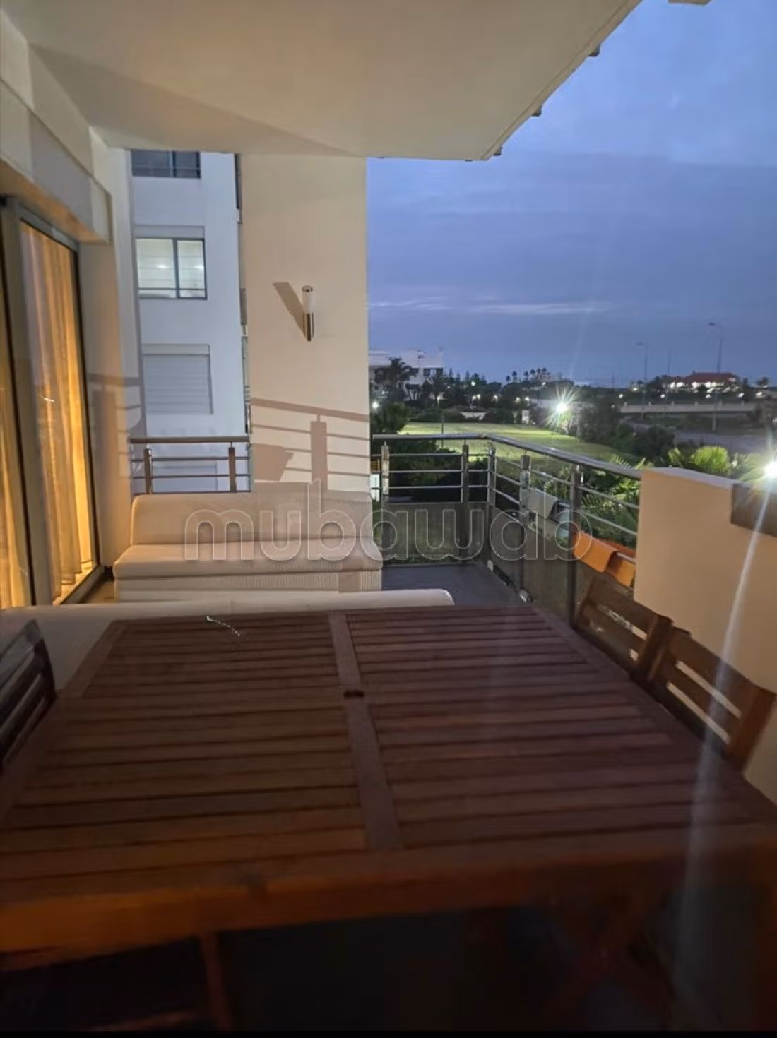 Te huur: appartementen in Plage Oued Cherrat. Totale oppervlakte 100 m². Satellietschotel en beveiligingssysteem