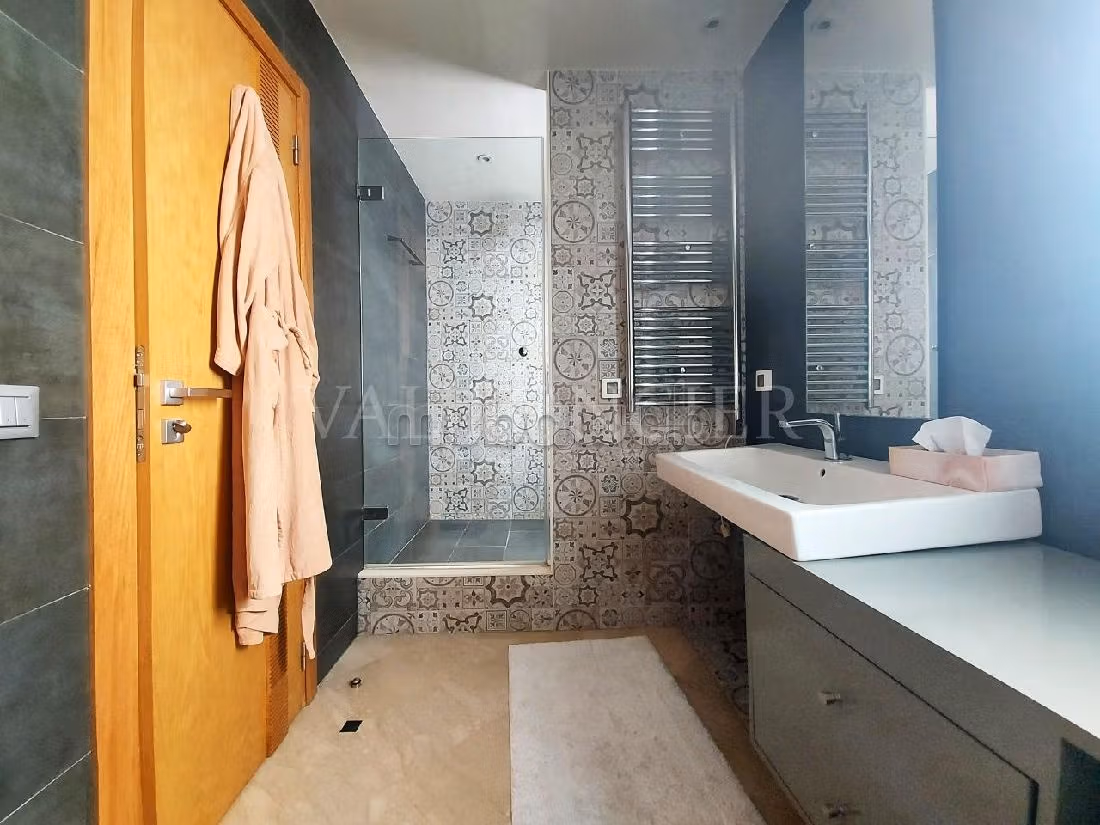 Location appartement meublé vue mer et jardin 3chambres Ain Diab, casablanca