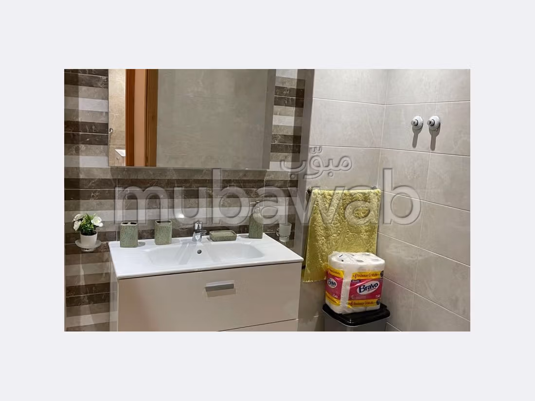 Find an apartment for rent in Centre. Large area 134 m². Cellar