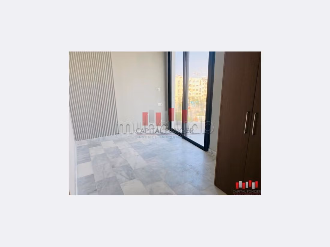 Splendido appartamento in affitto. 1 bella camera da letto. Portiere. 