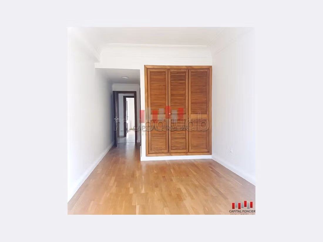 Appartamento in affitto a Gauthier. Superficie totale 154 m². 