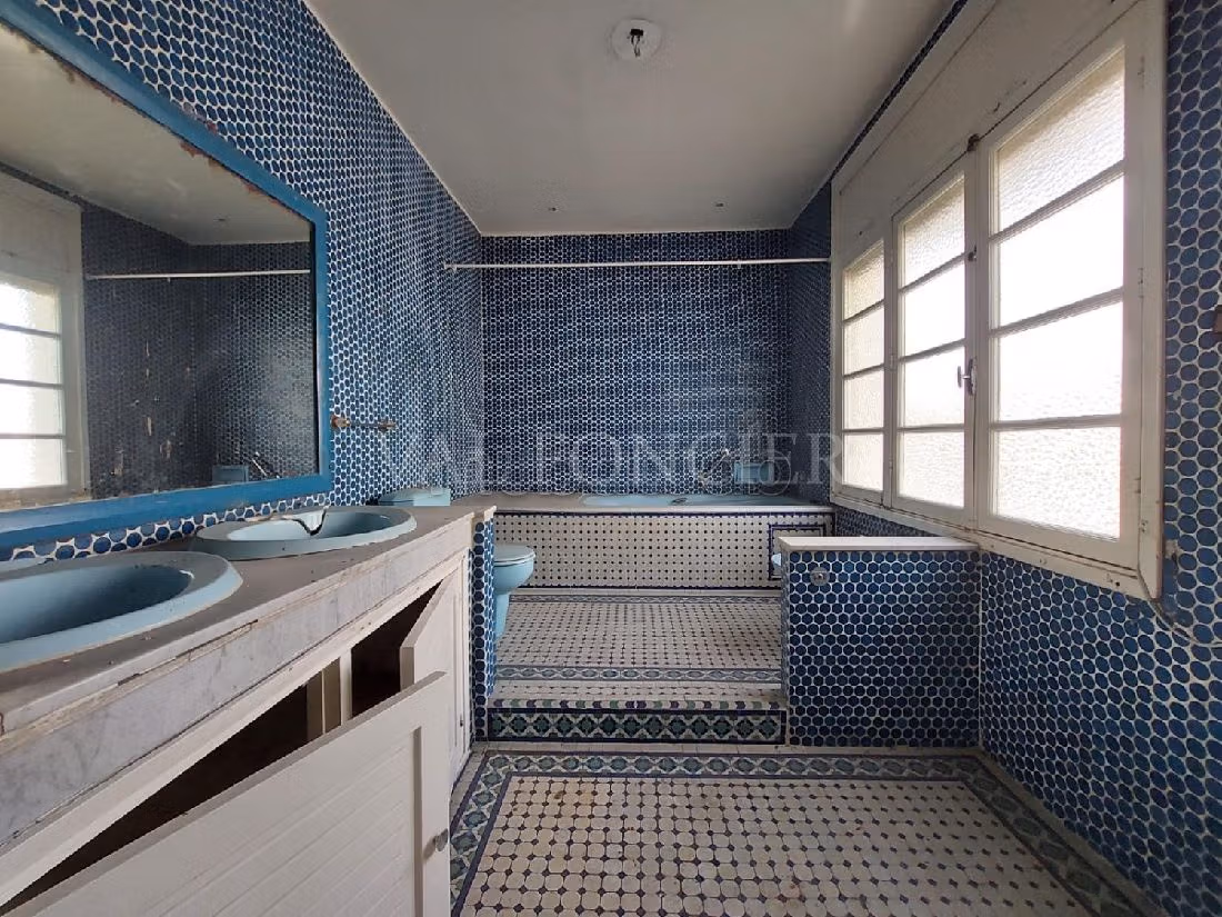 Villa di lusso in vendita a Polo. Superficie di 1058 m². 