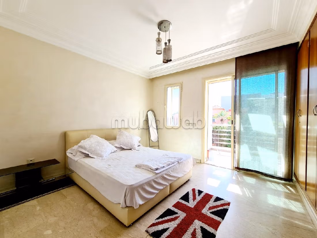 Suntuosa villa en venta en Laymoune. 7 habitaciones confortables. Espacios verdes, Balcón. 