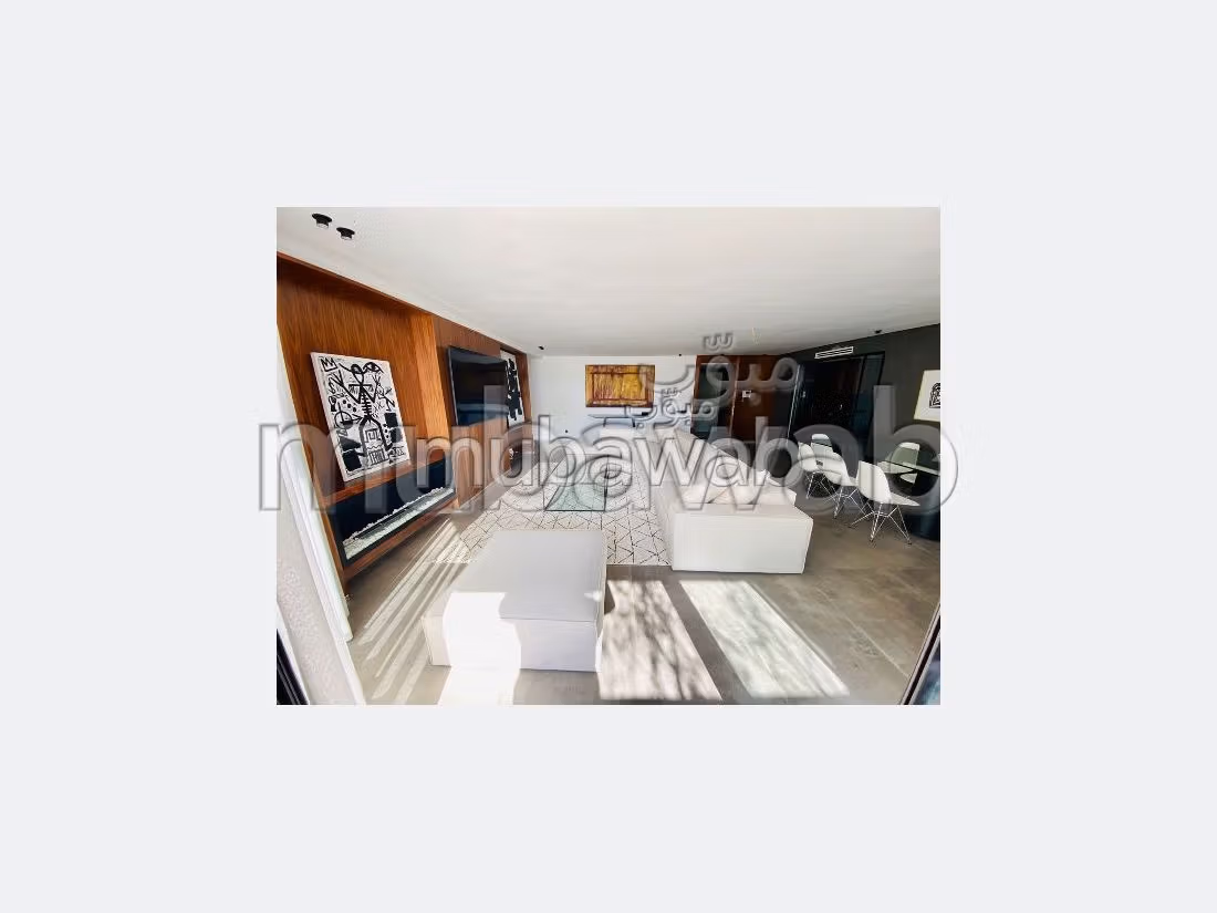 Alquila este piso en Palmier. 3 Habitacion grande. Mobiliario nuevo. 