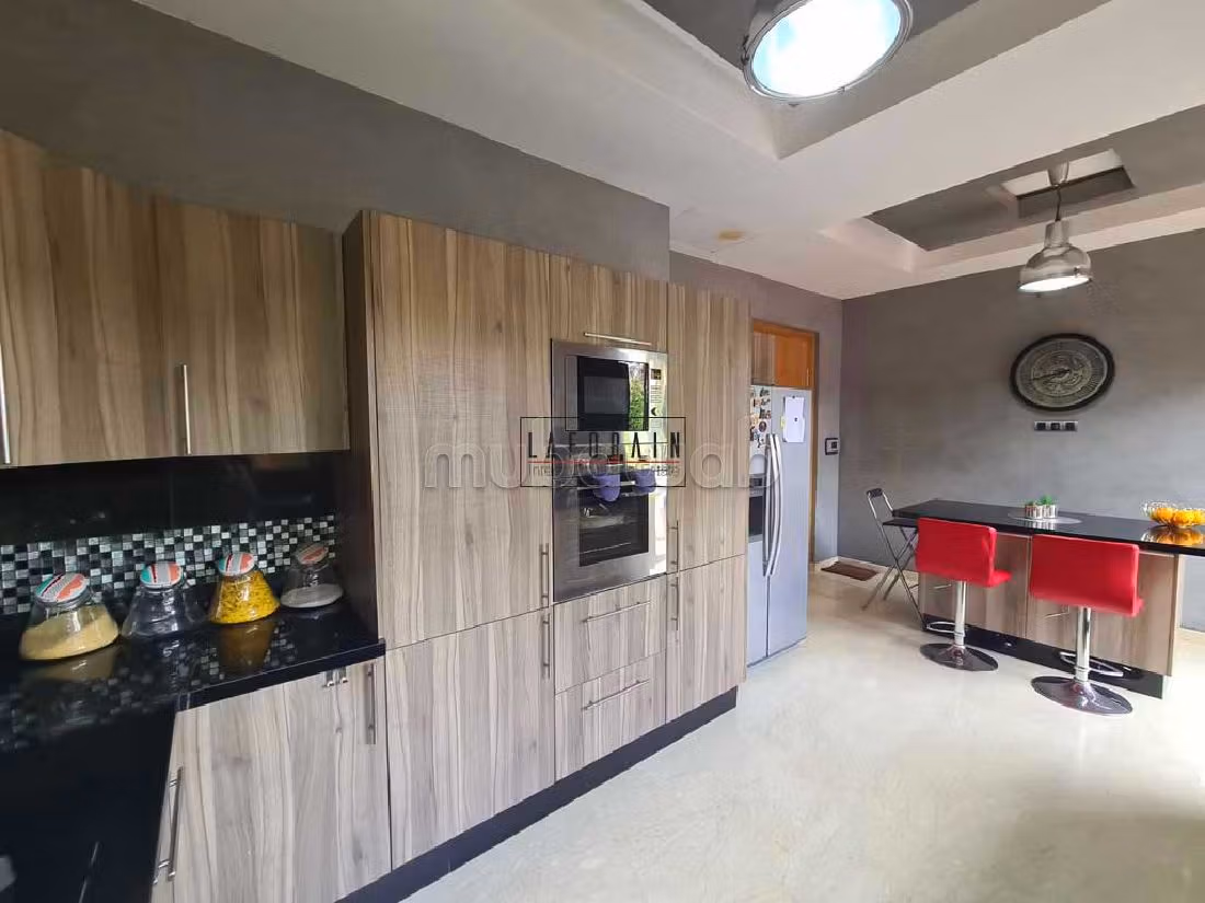 Élégance Marocaine Contemporaine à Targa