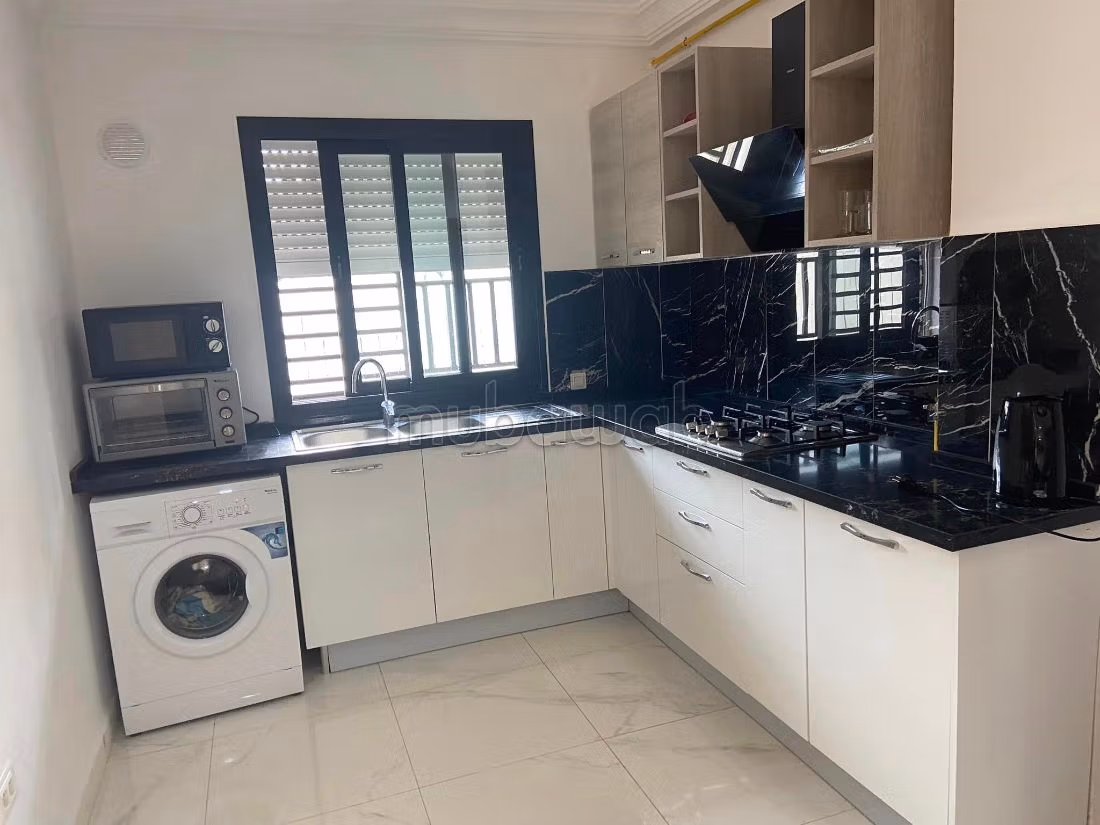 Apartment for rent in La Marsa. 2 lovely rooms. Storage unit. 