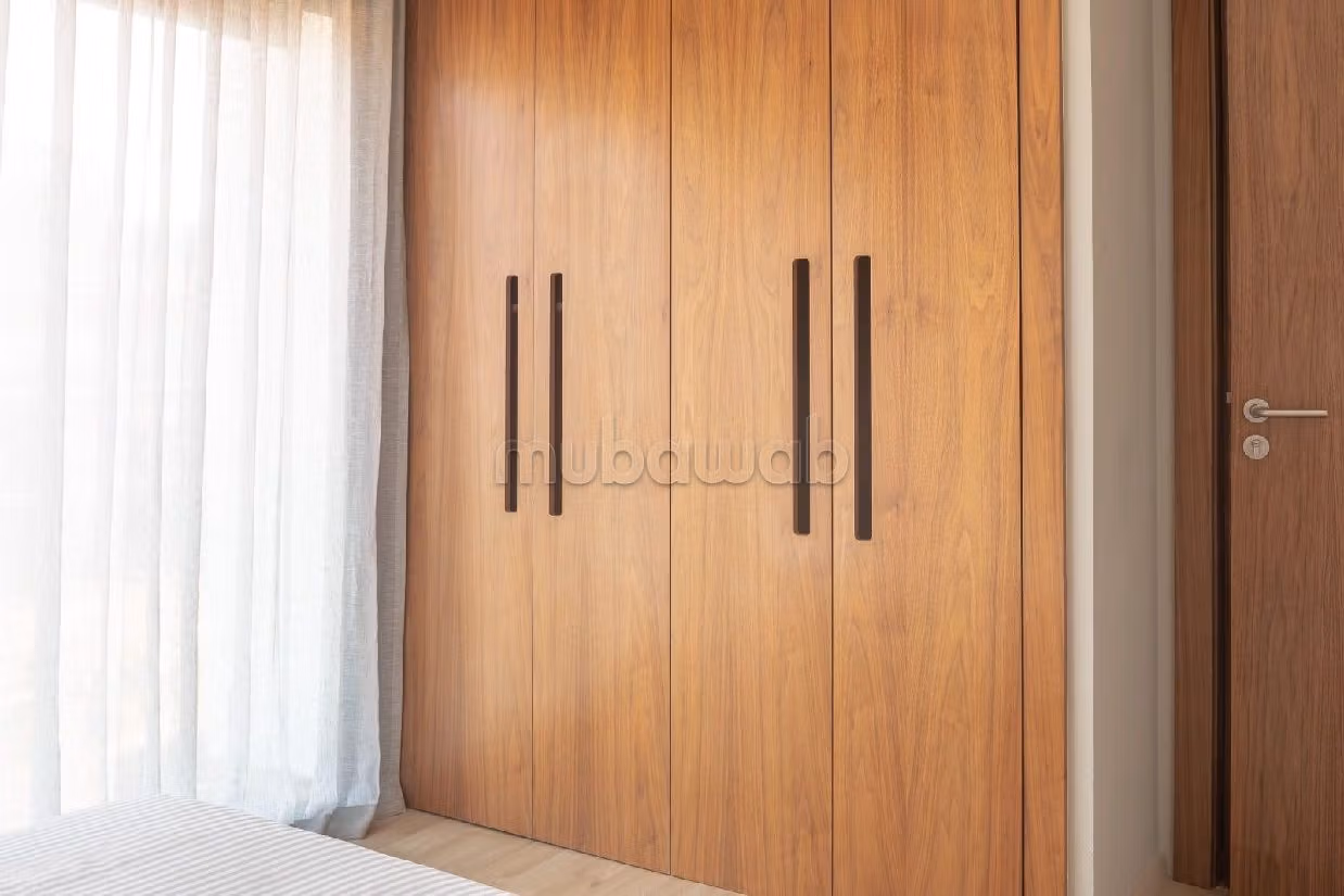 Villa's en luxe woningen kopen. 5 Ruimtes. Open haard en zwembad. 