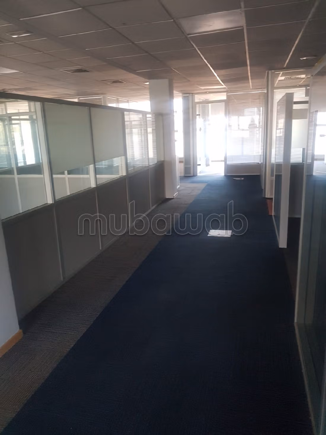 Offices for rent in Sidi Maarouf. Area 458 m². Caretaker available, air conditioning system