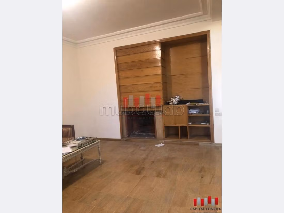 Villa professionnelle de 420 m2 de surface exploitable a la location a zenith sidi maarouf
