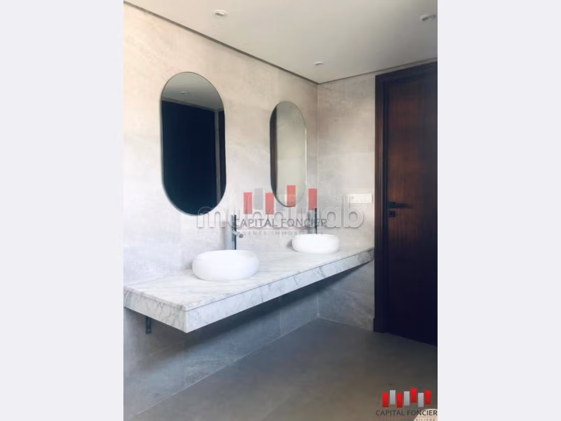 Se alquila este piso en Racine. 3 dormitorios. 