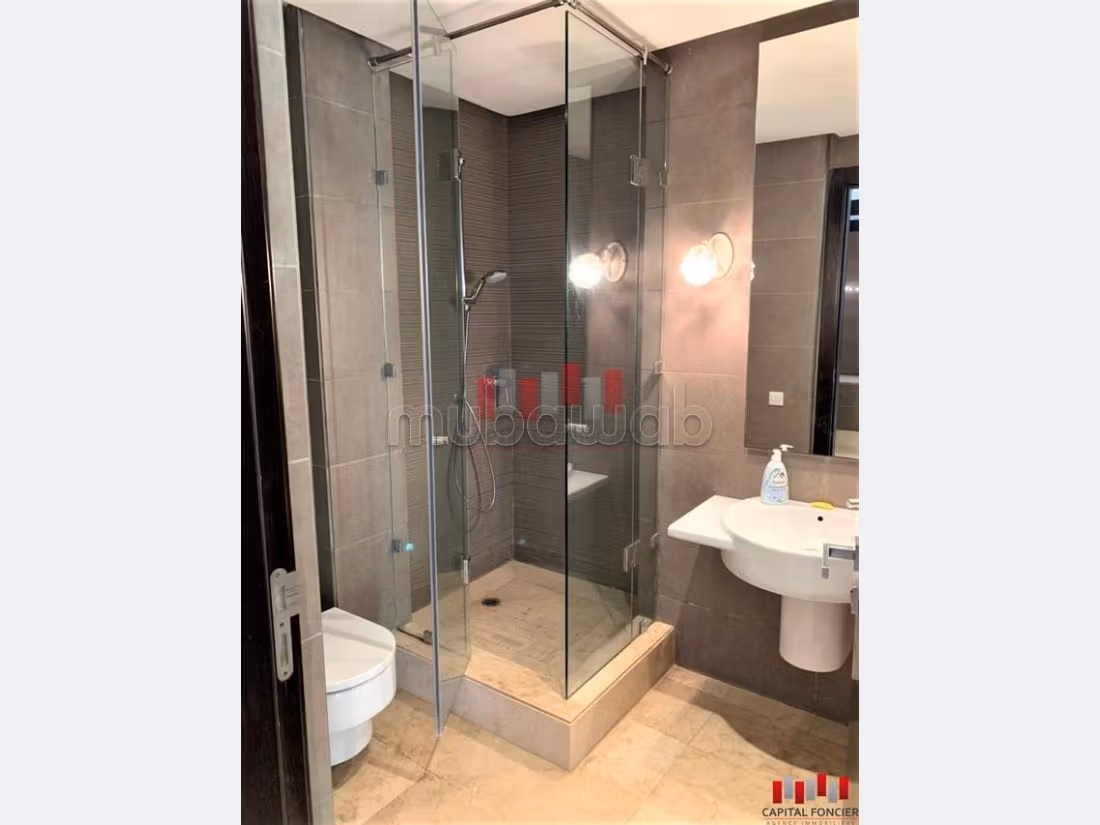 Bonito piso en alquiler. 2 Sala. Aire condicionado. 