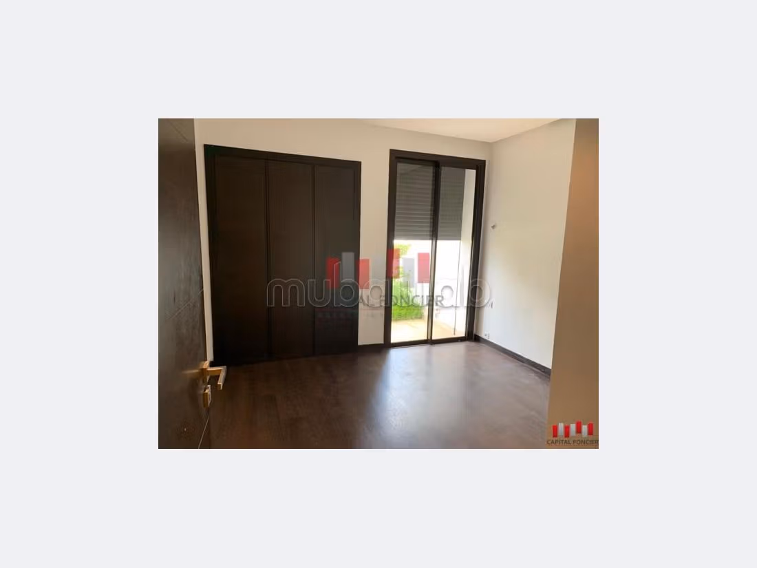 Bonito piso en alquiler. 2 Sala. Aire condicionado. 