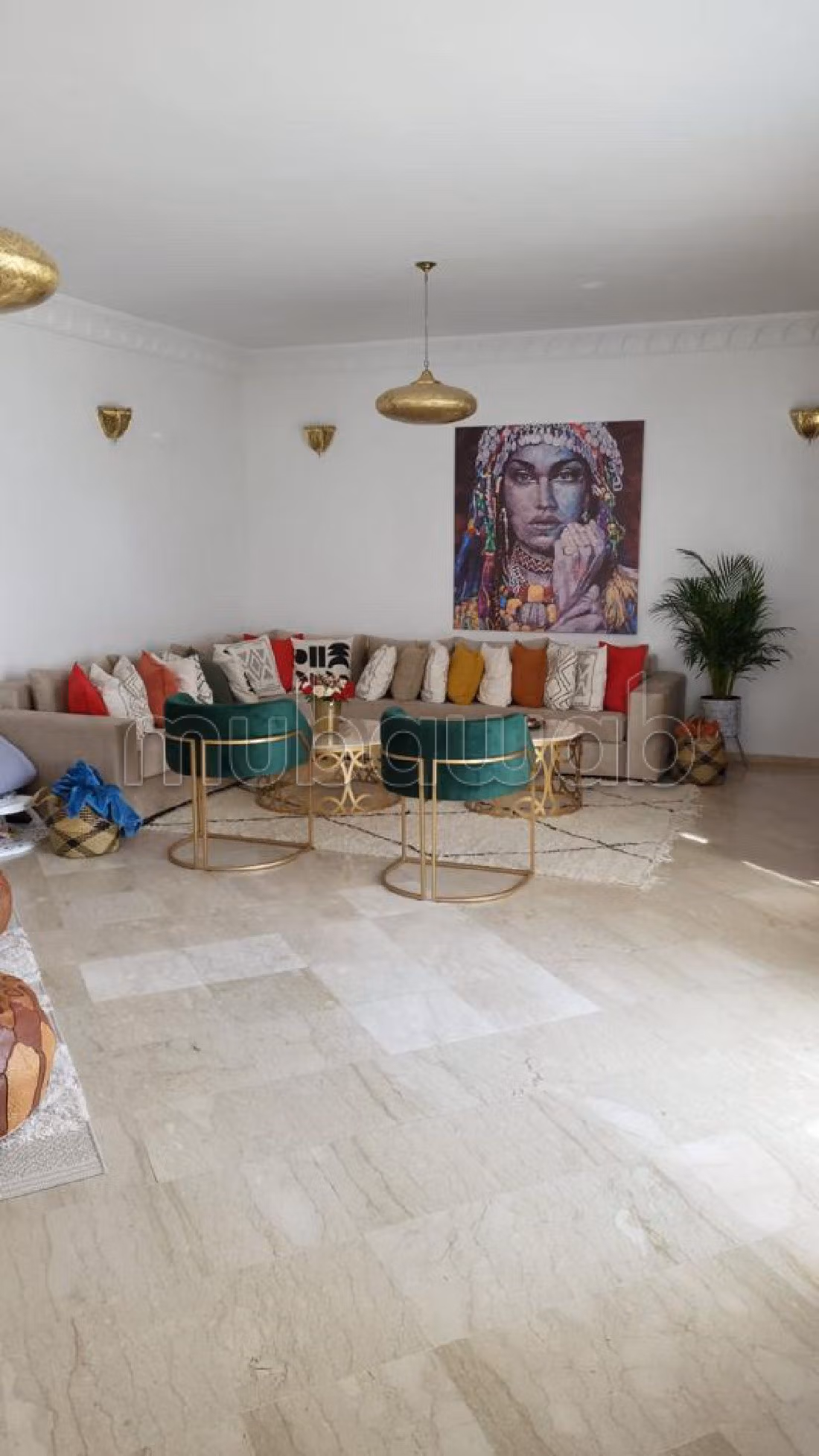 Vendita villa di lusso a Malabata. 3 belle camere da letto. Camino e climatizzatore. 