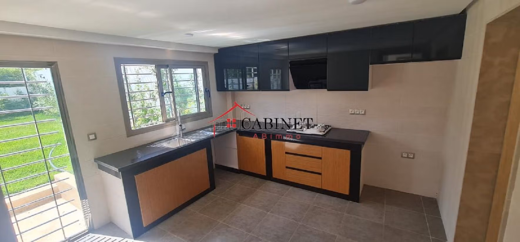 Splendide villa en location à Hay Riad Rabat