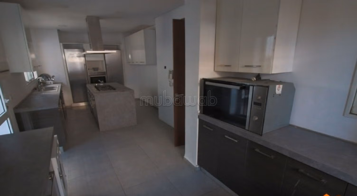 Vente villa de luxe à Dar Bouazza. 6 pièces confortables. Belle terrasse et jardin