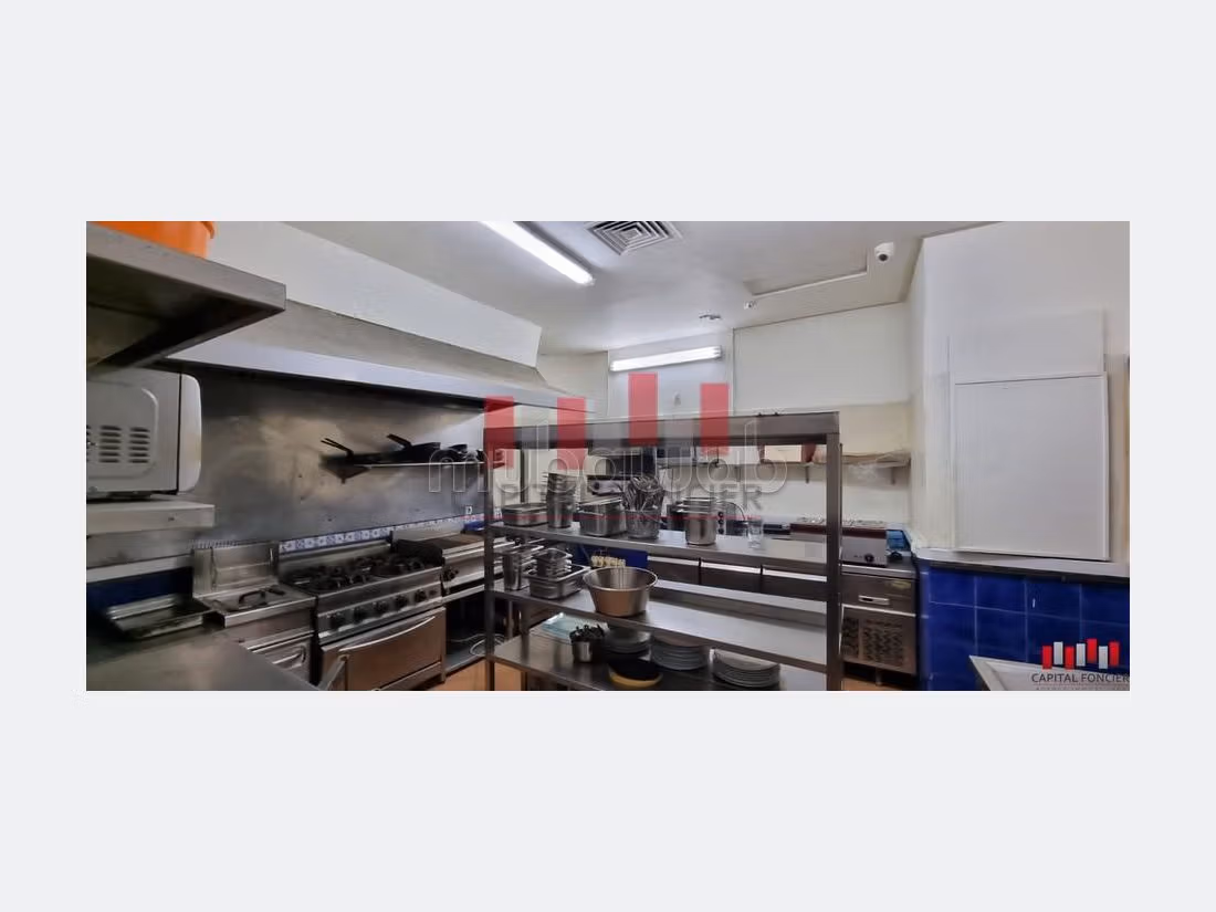 Oficinas y locales comerciales en alquiler en Palmier. Pequeña superficie 260 m². 