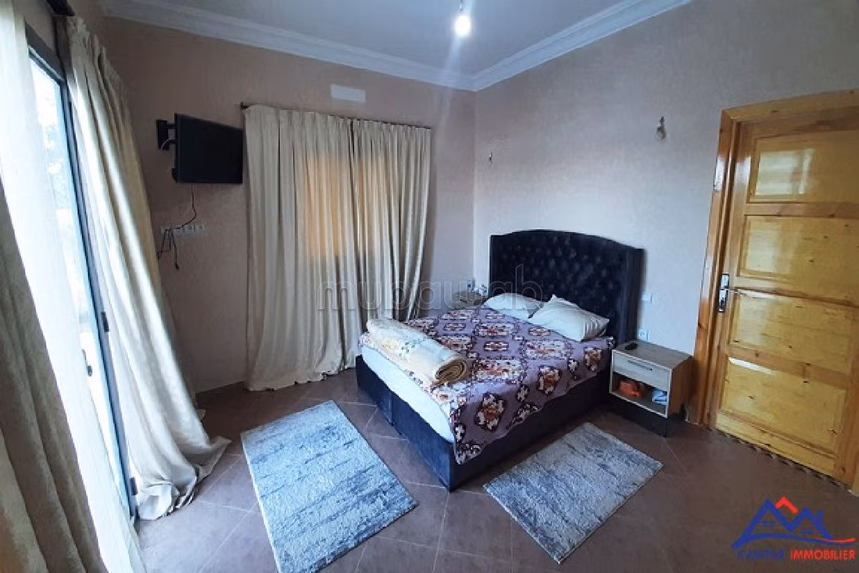 منزل ممتاز للبيع ب ادا وكرد. 4 غرف جميلة. إقامة بالمسبح