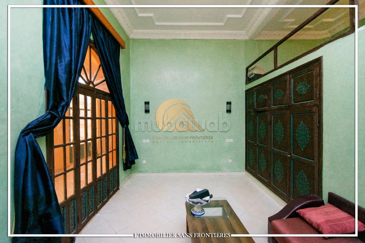 مزرعة ممتازة للبيع طريق فاس ب. المساحة 34609 م². 