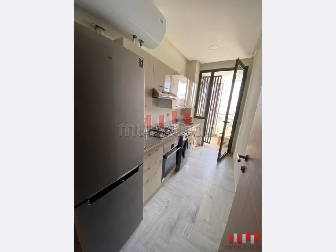 شقة رائعة للإيجار بأنفا. 2 غرف جميلة. 