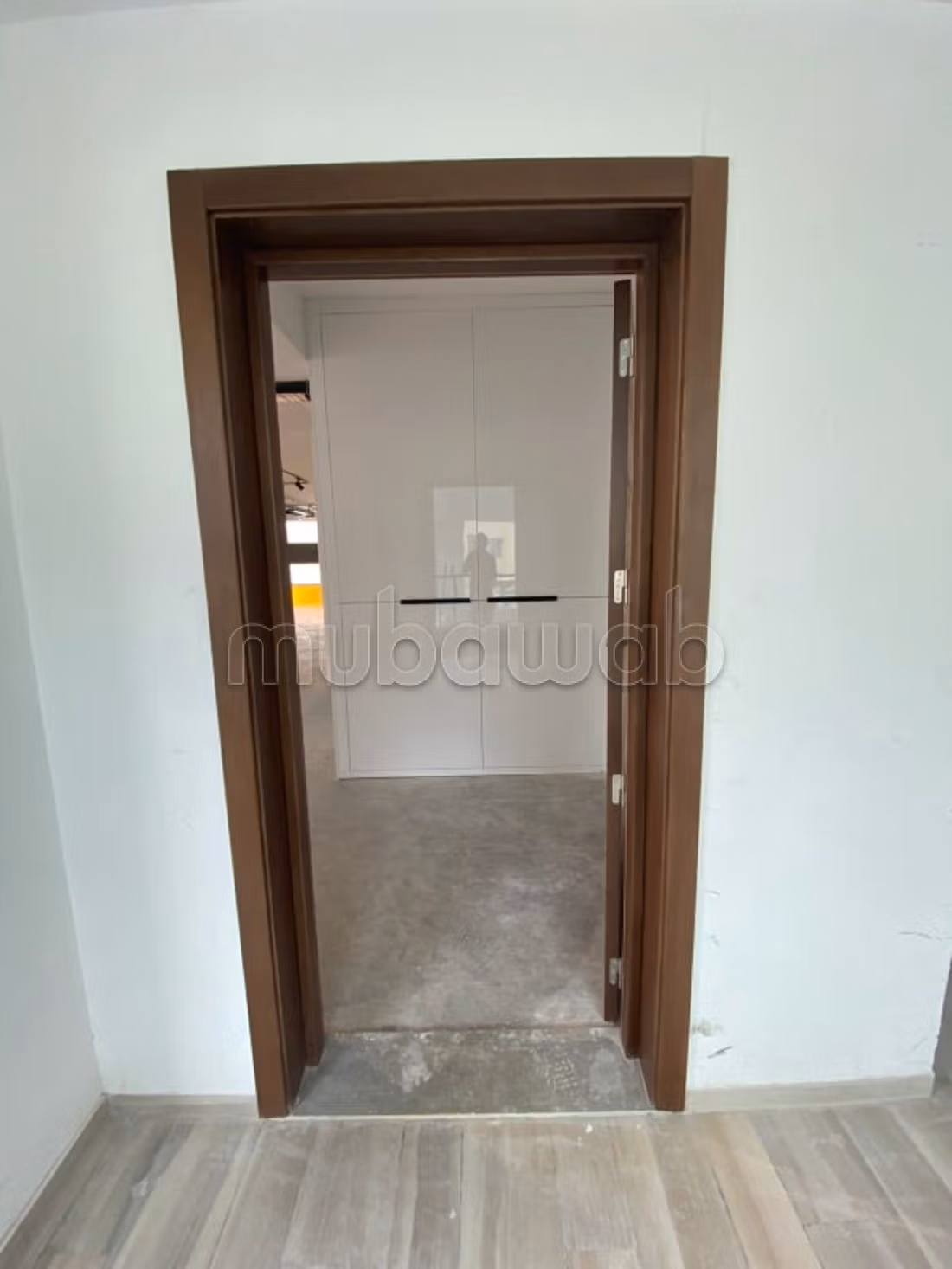 A louer un espace bureautique /open space 160m² au lac II