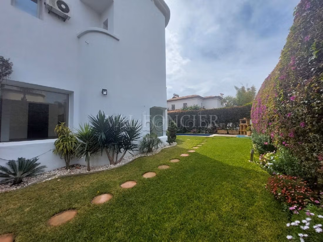 Vente Très belle villa 429m2 4chambres Californie, Casablanca