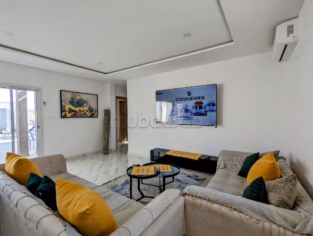 Casa di lusso in vendita a Djerba. 4 belle camere da letto. Porta blindata, servizio di sicurezza. 