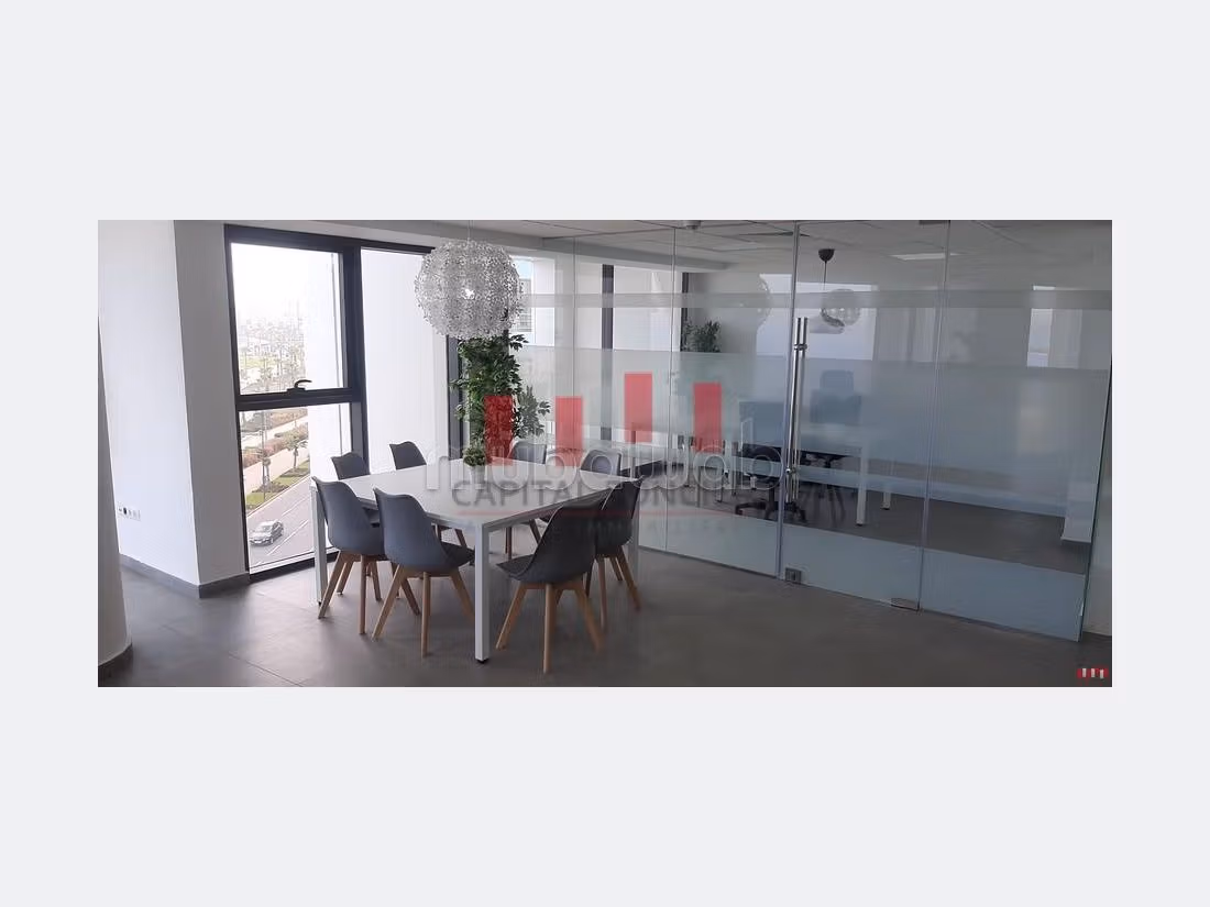 Ufficio in affitto. Superficie 104 m². Climatizzazione. 