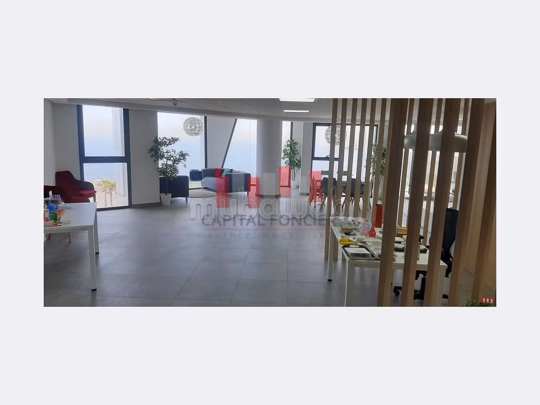 Ufficio in affitto. Superficie 104 m². Climatizzazione. 