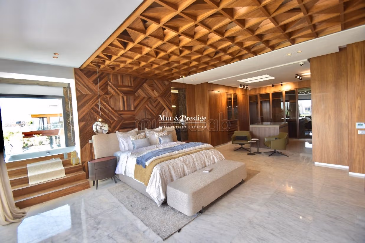 Esplendida villa en venta en Amelkis. 5 habitaciones grandes. Jardineras, Gran terraza