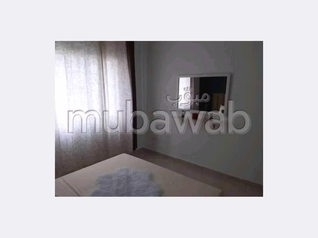 شقة للإيجار بمرجان. 4 قطع مريحة. مصعد وشرفة