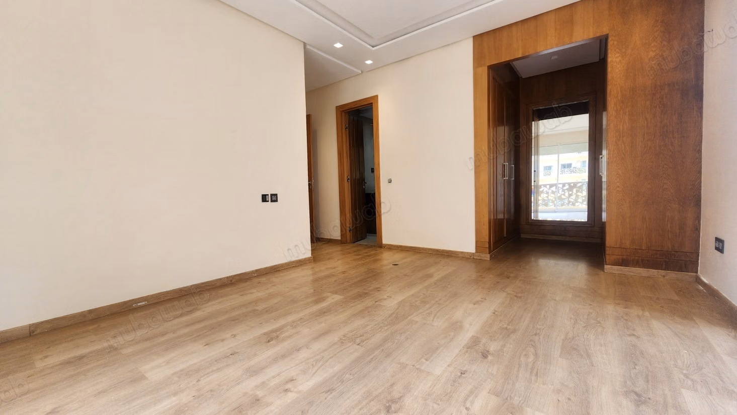 Sublime appartement 3 chambres à louer à CFC