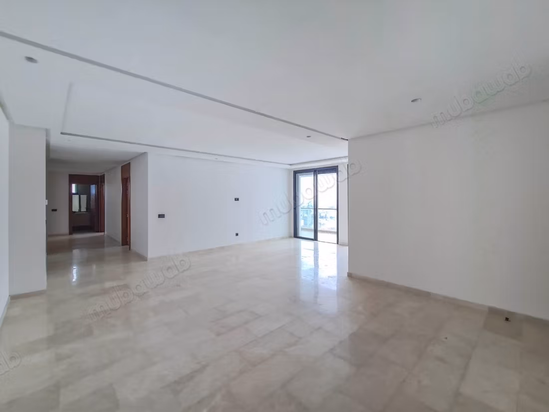 Sublime appartement 4 chambres à louer à CFC